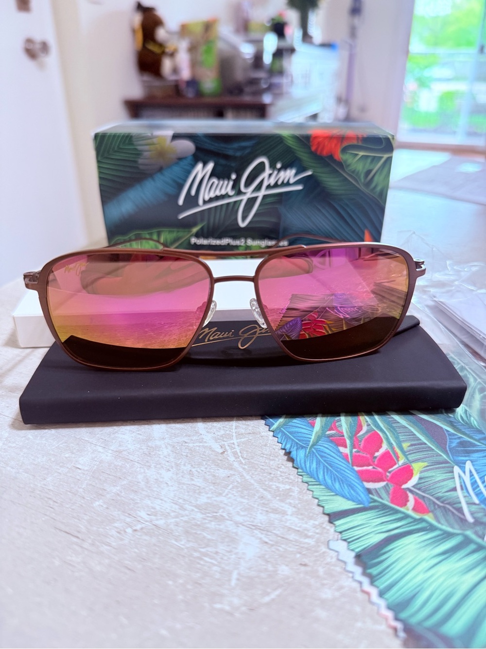 Maui Jim beaches UnisexGold Metal Aviator Sunglasses with Mirror Lenses - Picture 5 of 8